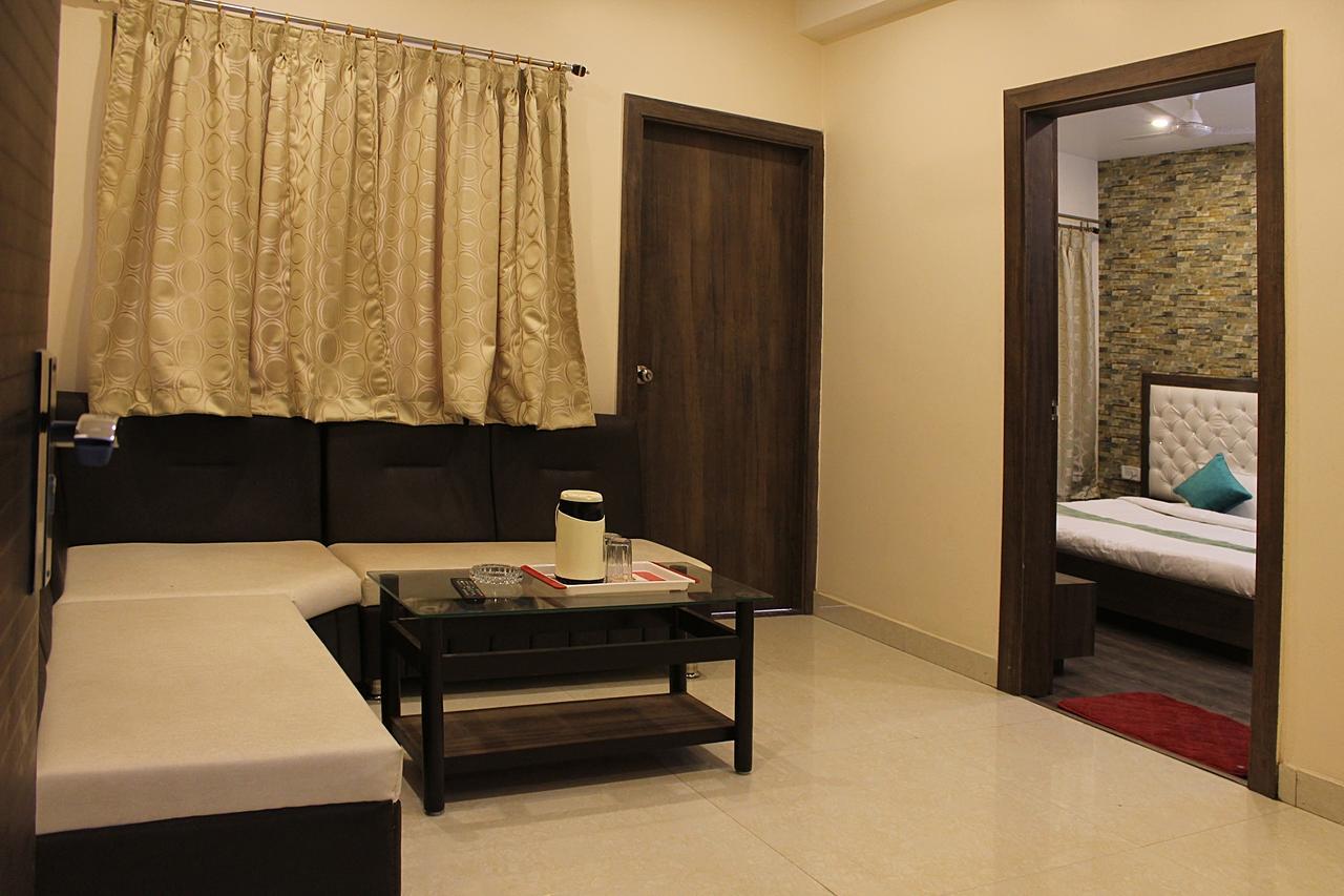 Hotel Ab Palace Jamshedpur Exterior photo